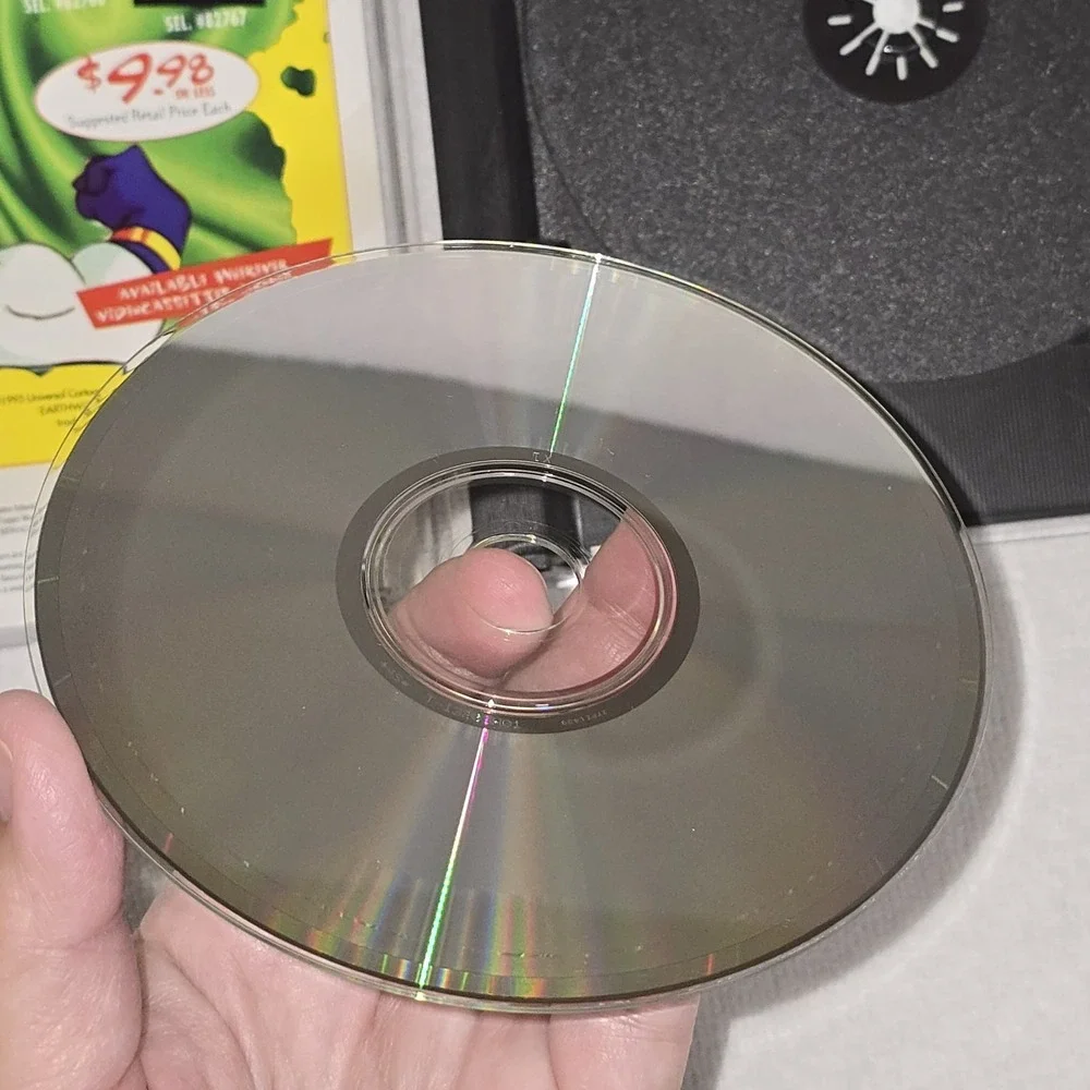 Earthworm Jim 2 (Sega Saturn, 1996) Authentic Complete Manual + Reg Card Nice
